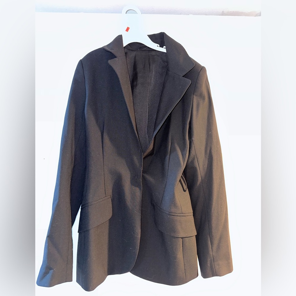 Blazer with shoulder padding